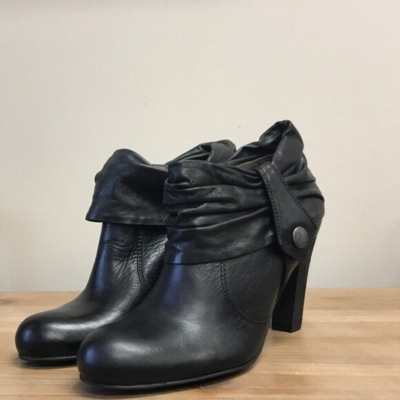 Mam’Zelle Laly Leather Booties - Picture 1 of 6